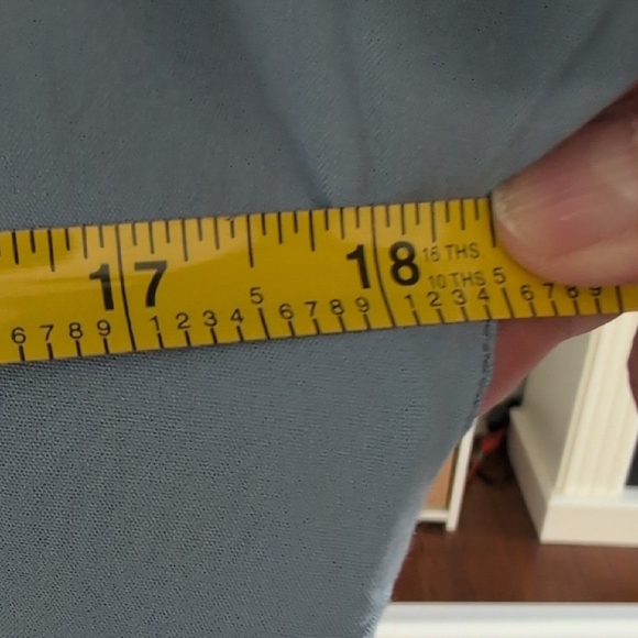 Universal Thread Soft Blue Ruffle Blouse NWOT - Picture 8 of 9